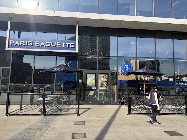 Paris Baguette on BTS Boulevard, Yonge St, North York